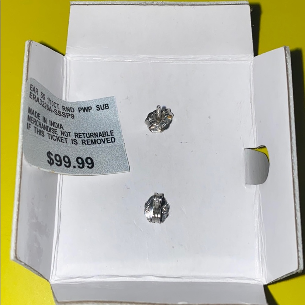 NWT Diamond Earrings - Picture 3 of 4